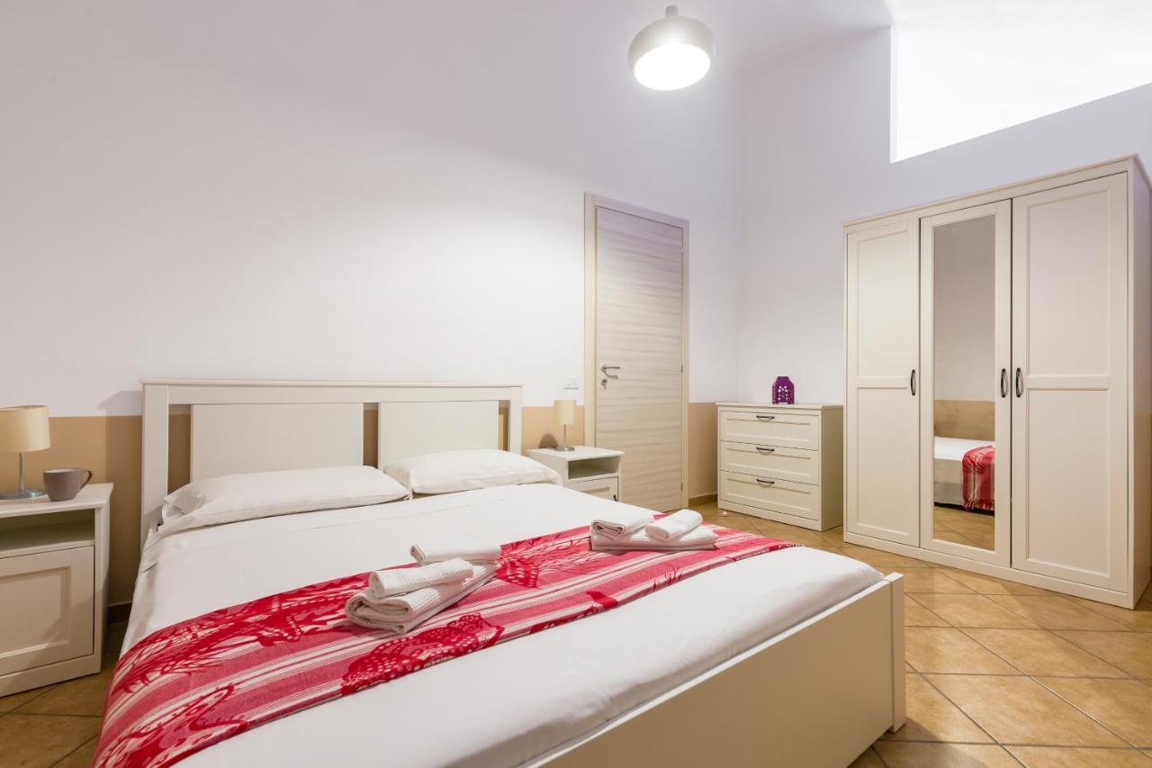 Ferienwohnung Tizzano House - La Marina Procida Exterior foto