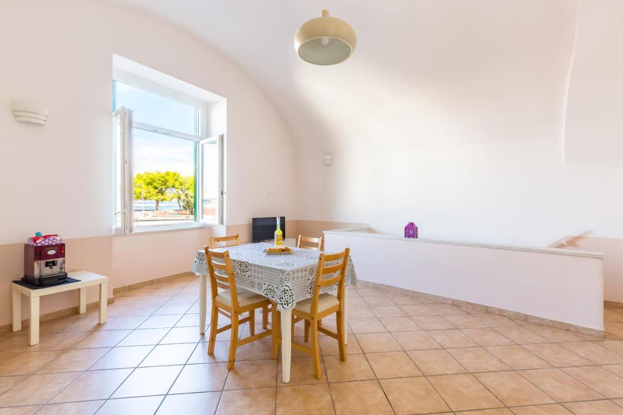 Ferienwohnung Tizzano House - La Marina Procida Exterior foto